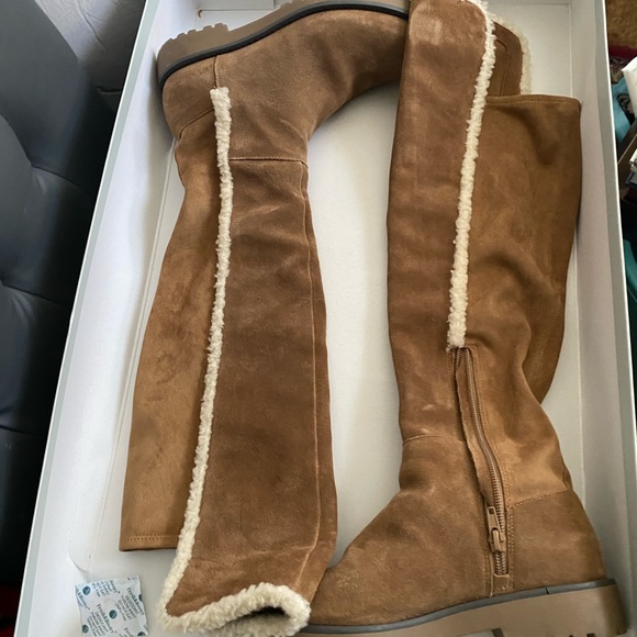 Boots 👢 - Picture 3 of 16